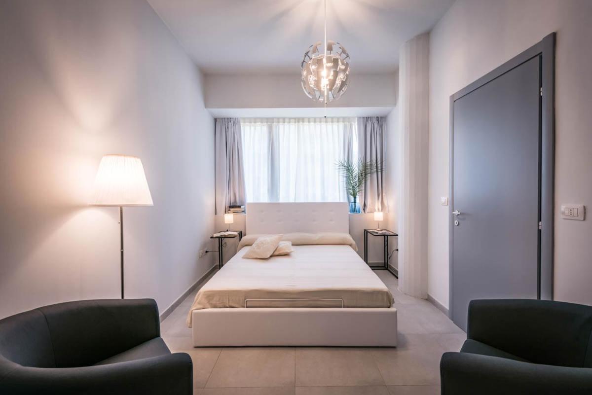 Le Residenze Di Don Nino Apartment Lecce Ngoại thất bức ảnh